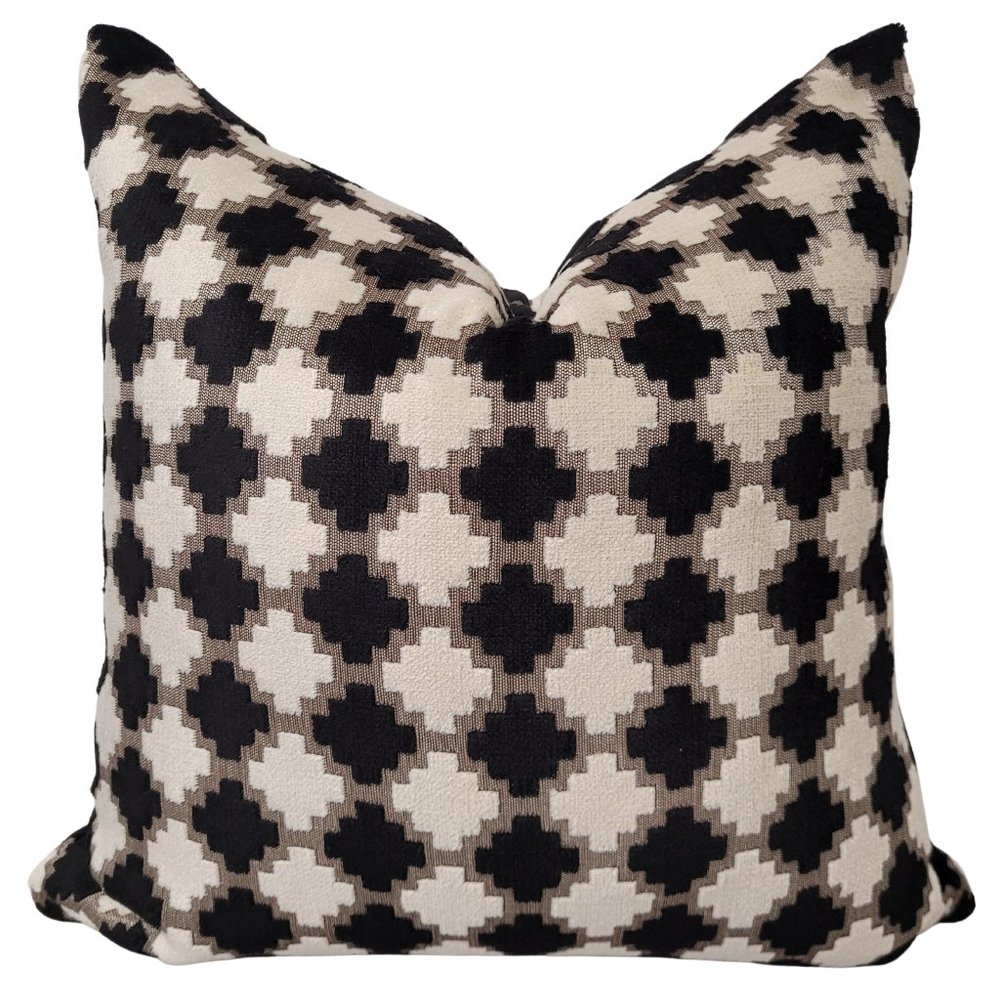 Diamond Checker Pillow Cover